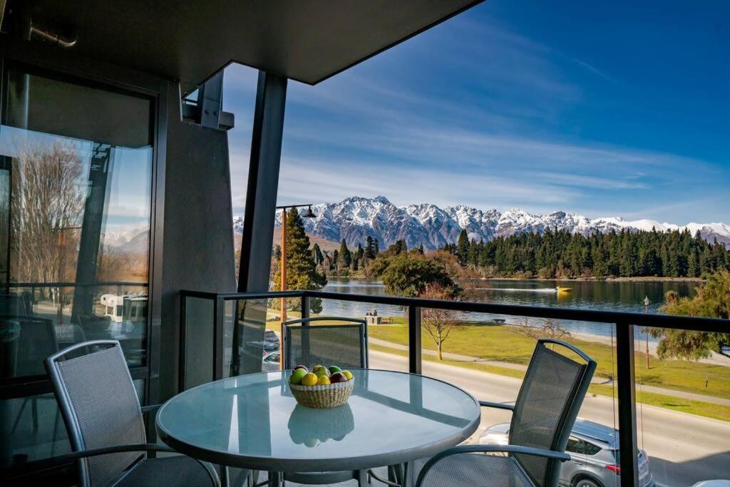 The Beacon - 2 Bedroom Luxe Apartment Queenstown Bagian luar foto